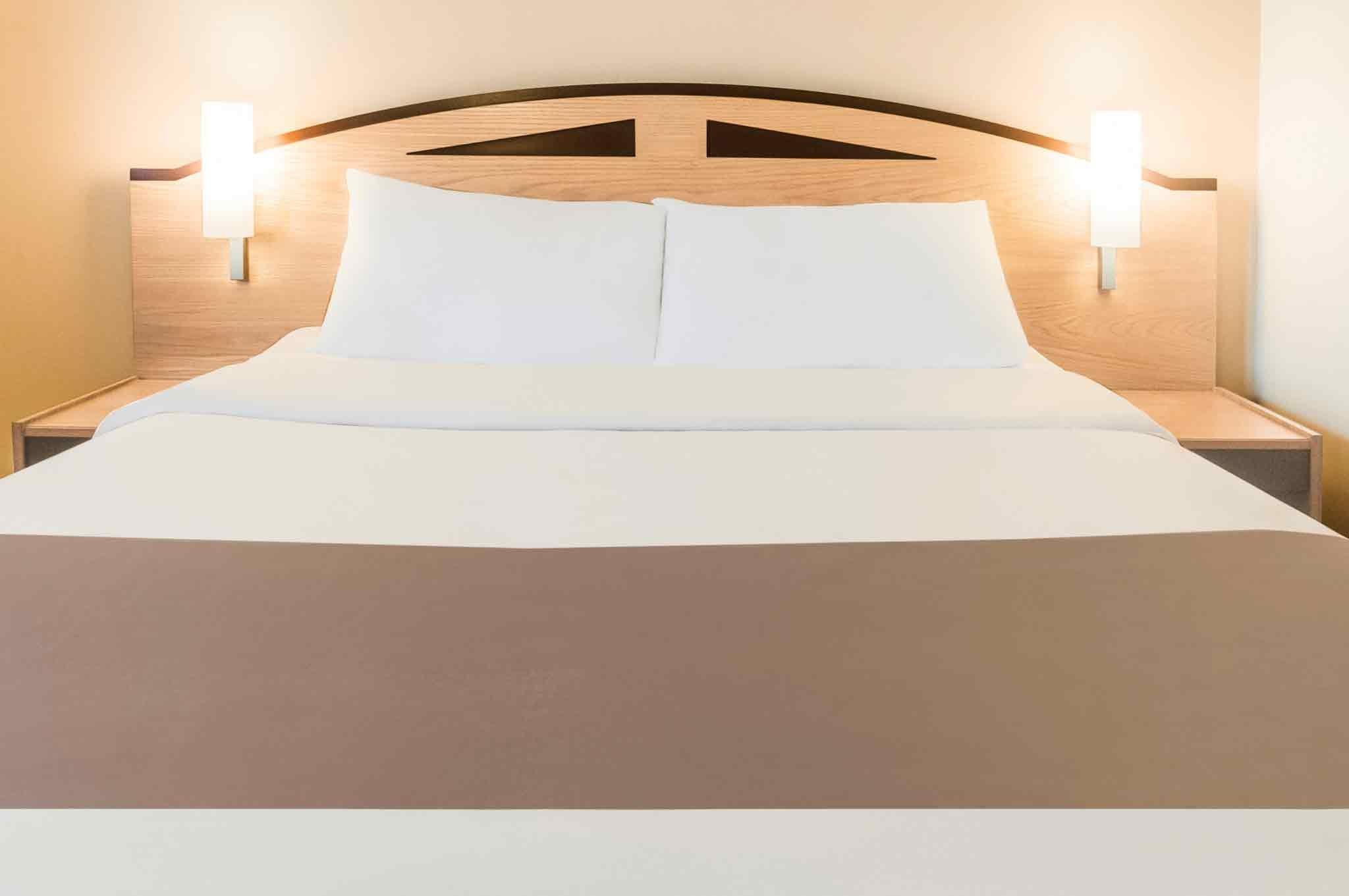 Hotel Ibis Wellingborough Esterno foto