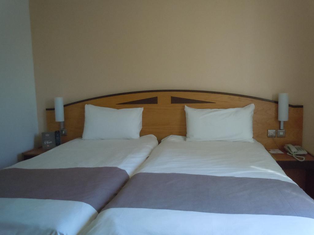 Hotel Ibis Wellingborough Esterno foto